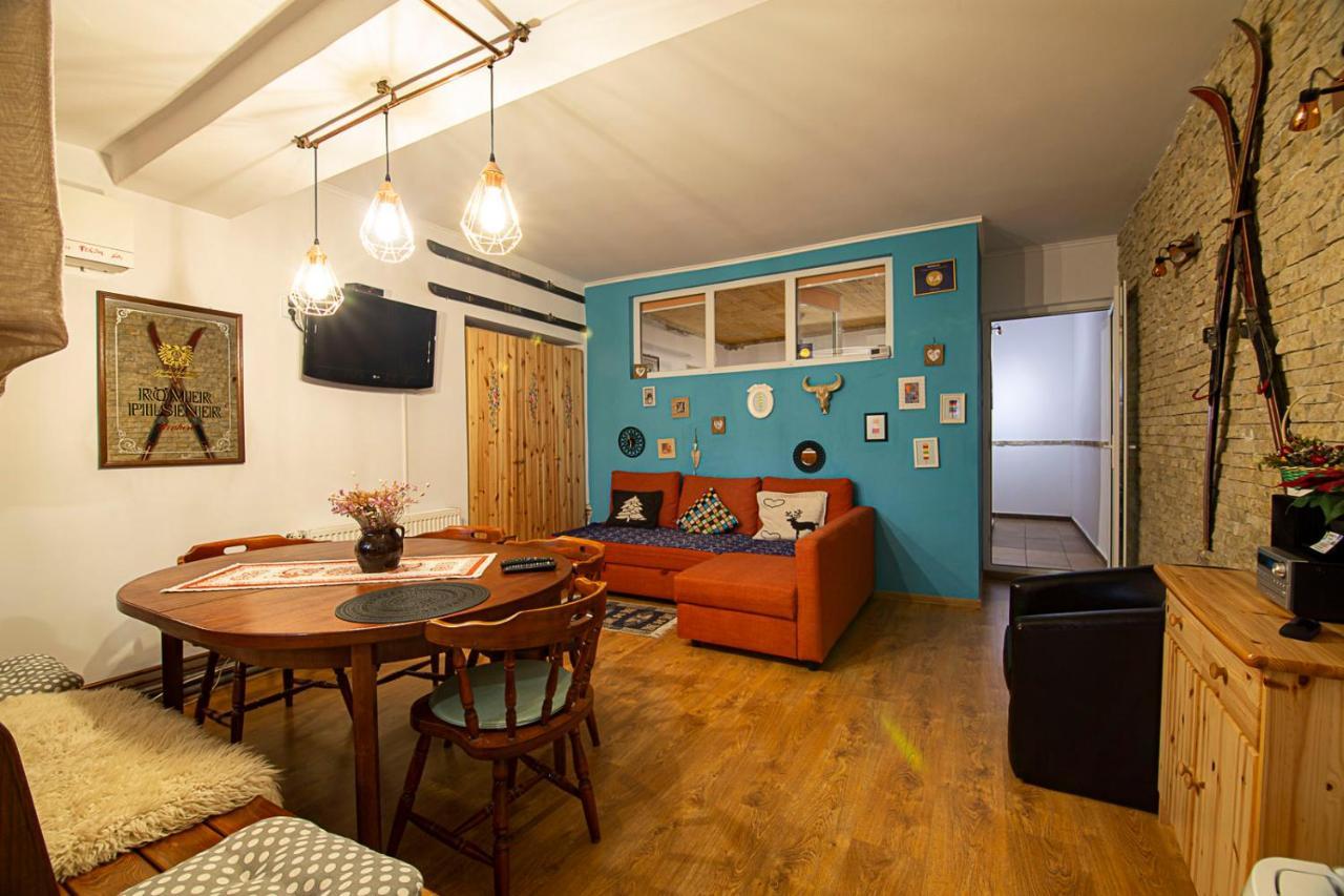Casa Sara Apartment ซินายา ภายนอก รูปภาพ
