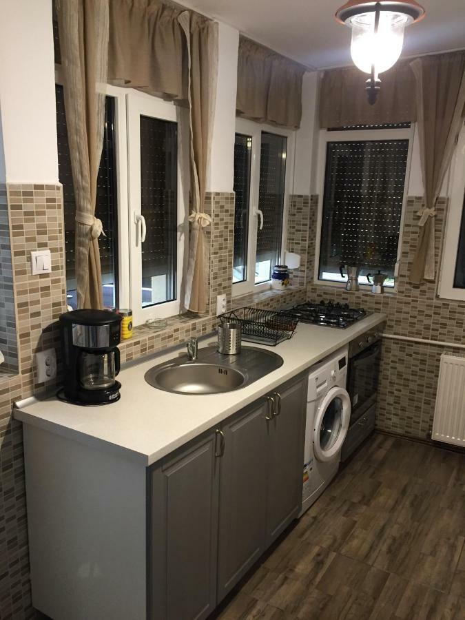 Casa Sara Apartment ซินายา ภายนอก รูปภาพ